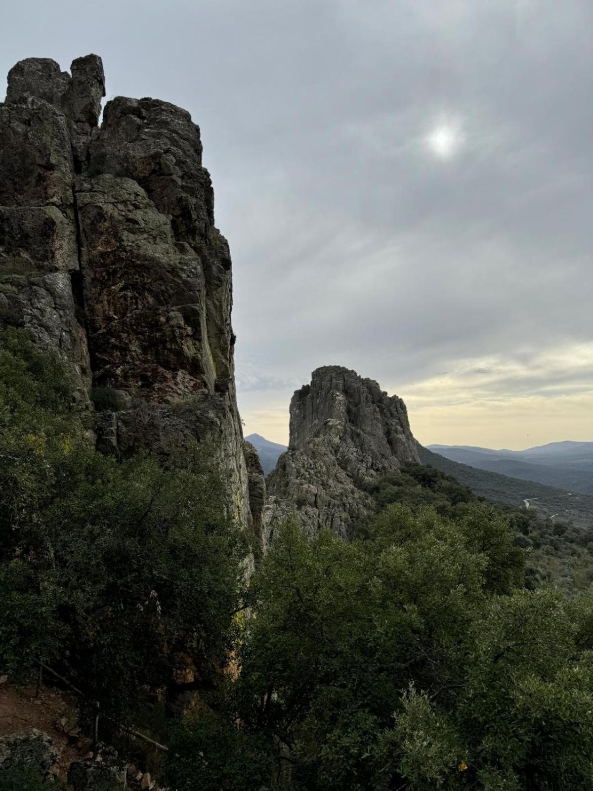 Alma De Villuercas Konuk evi Cabañas del Castillo Dış mekan fotoğraf